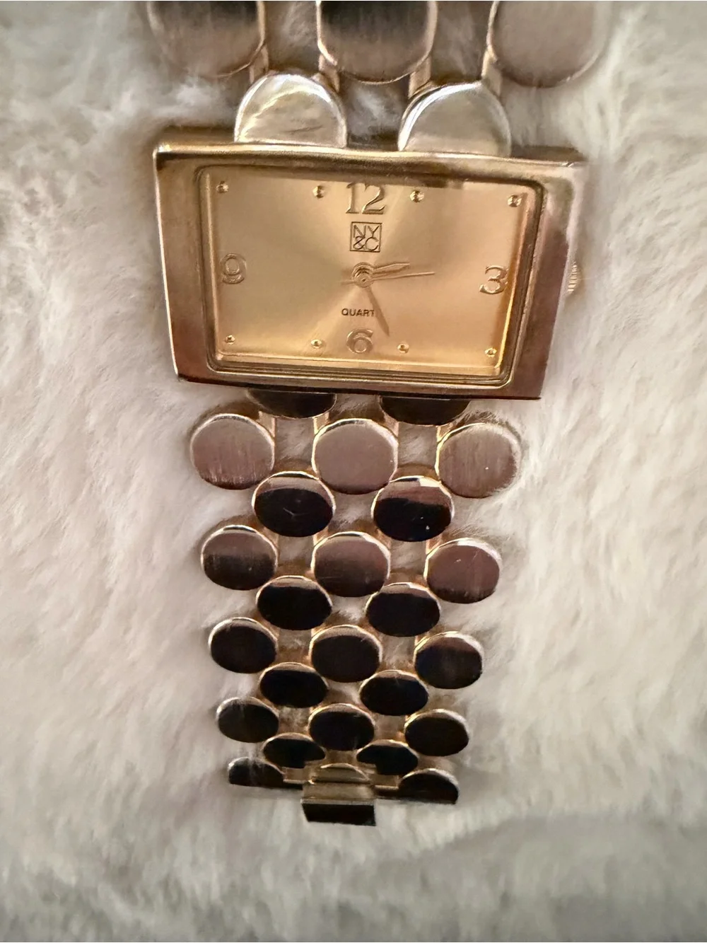 New York & Company gold tone